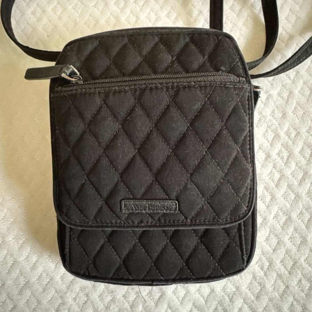 Vera Bradley Black Quilted Messenger Crossbody Bag - Picture 1 of 7